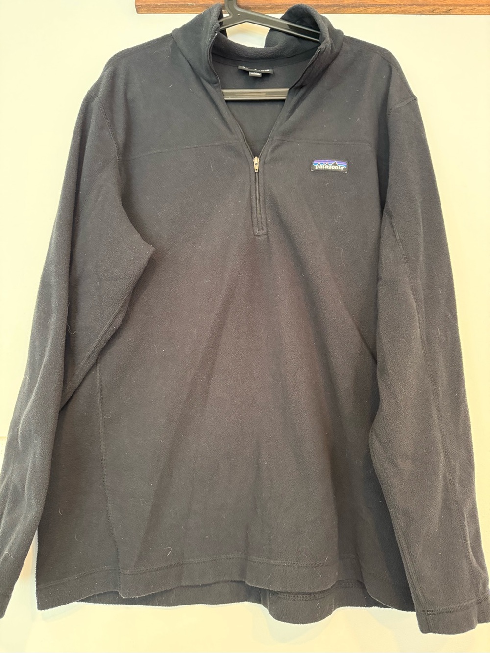 Patagonia Men’s Black Half-Zip Fleece Pullover